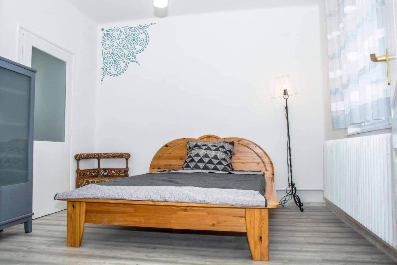 Bb Apartman Hajdúnánás Buitenkant foto